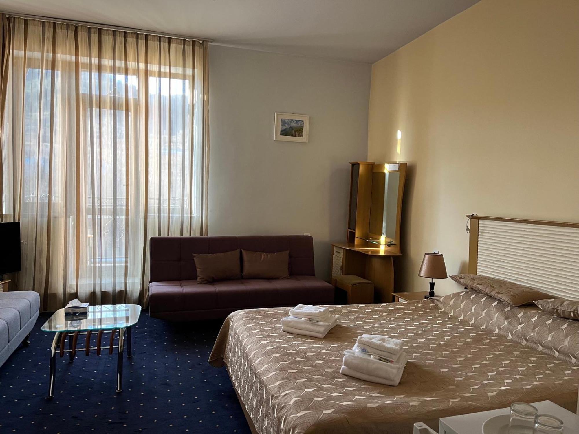 דיליג'אן Greenwood Hotel מראה חיצוני תמונה